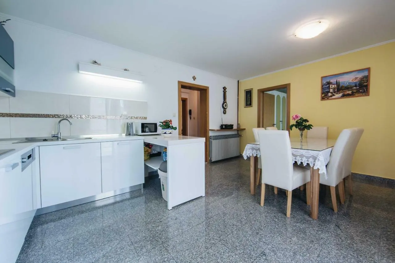 Apartment Danica Split